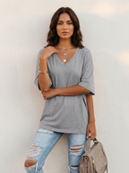 Oversized T-shirt met V-hals in lichtgrijs
