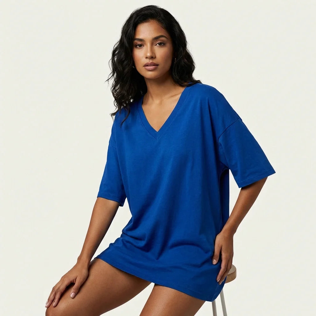 Oversized T-shirt met V-hals in blauw