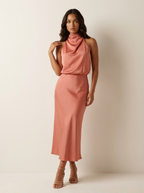 Halter midi jurk in satijnlook met drapering voor dames in zalmroze