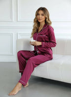 Satijnen pyjama set met knoopsluiting voor dames