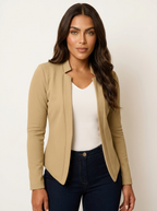 Slim fit blazer met vrouwelijke pasvorm voor dames