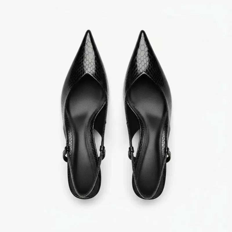 Slingback hakken met slangenprint en puntige neus