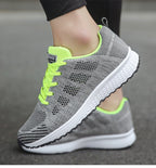 Sneakers met mesh bovenwerk en schokdempende zool voor dames