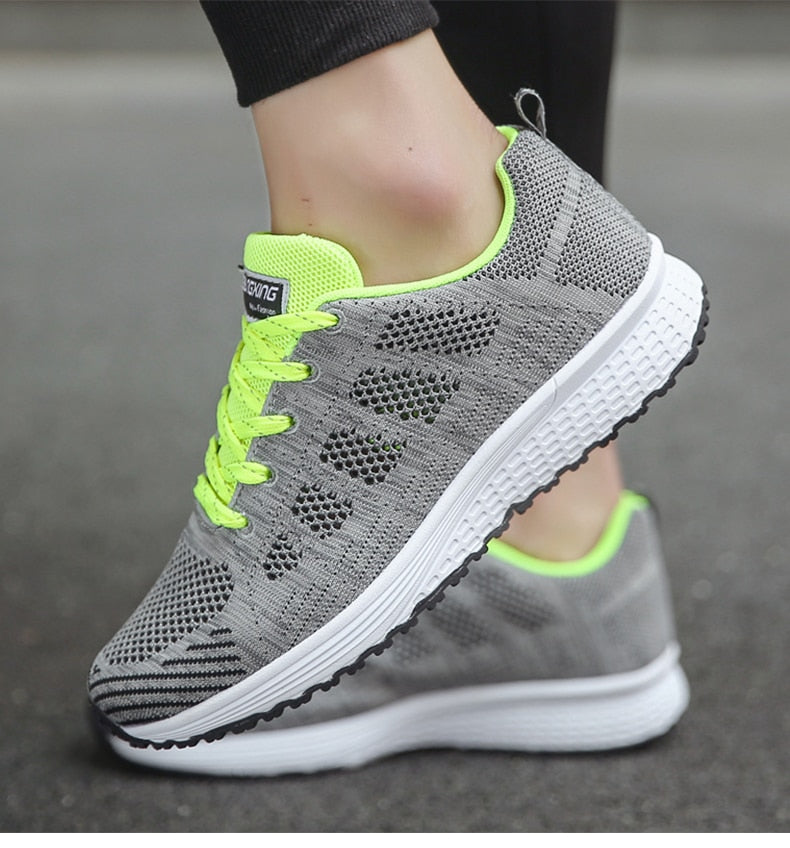 Sneakers met mesh bovenwerk en schokdempende zool voor dames