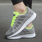 Sneakers met mesh bovenwerk en schokdempende zool voor dames in groen