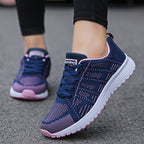 Sneakers met mesh bovenwerk en schokdempende zool voor dames in blauw