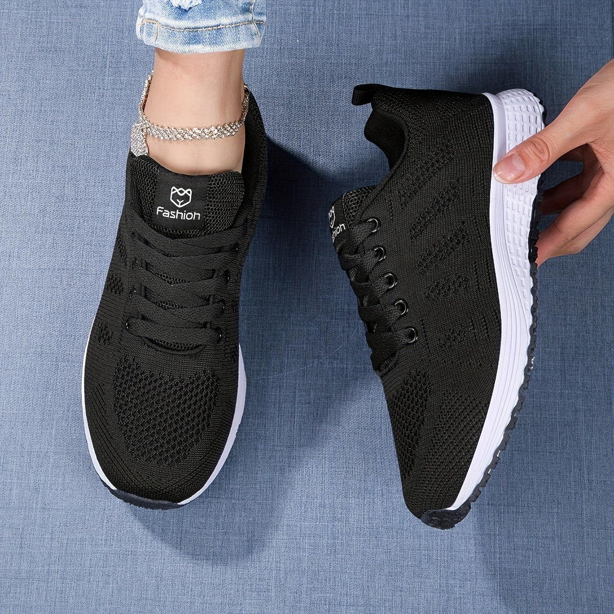 Sneakers met ademend mesh en comfortabele zool voor dames in zwart