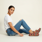 Sneakers met artistiek patroon en stevige zool