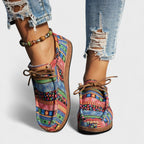 Sneakers met artistiek patroon en stevige zool in groen