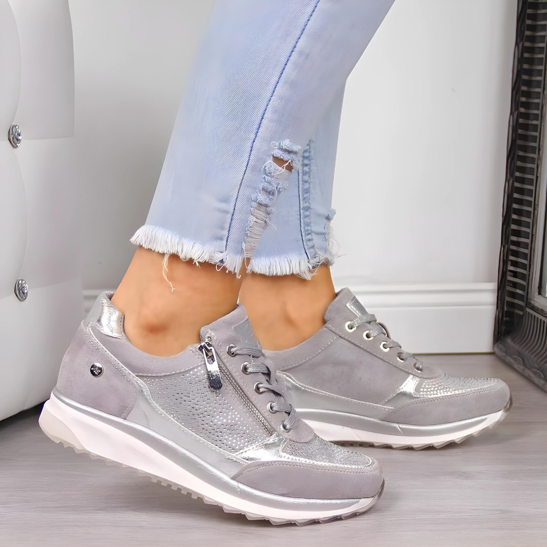 Sneakers met lichtgewicht ontwerp en stevige zool voor dames in grijs