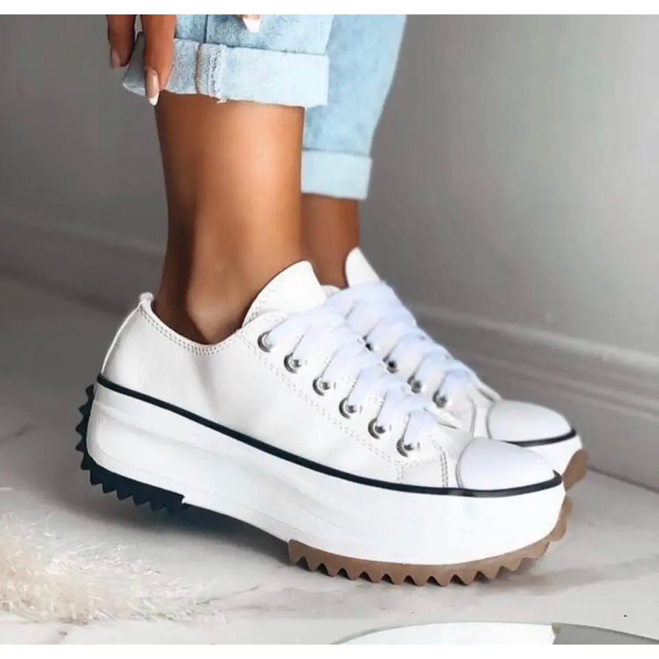Sneakers met platformzool en veterontwerp voor dames in wit