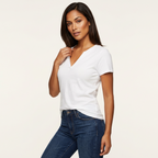 T-shirt met V-hals en korte mouwen in wit