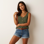 Top met knoopdetail en ronde hals in donker groen