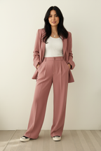 Tweedelige blazerset met wijde pantalon voor dames in roze