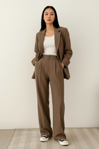 Tweedelige blazerset met wijde pantalon voor dames in bruin