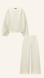 Tweedelige set met oversized top en wijde broek voor dames in gebroken wit