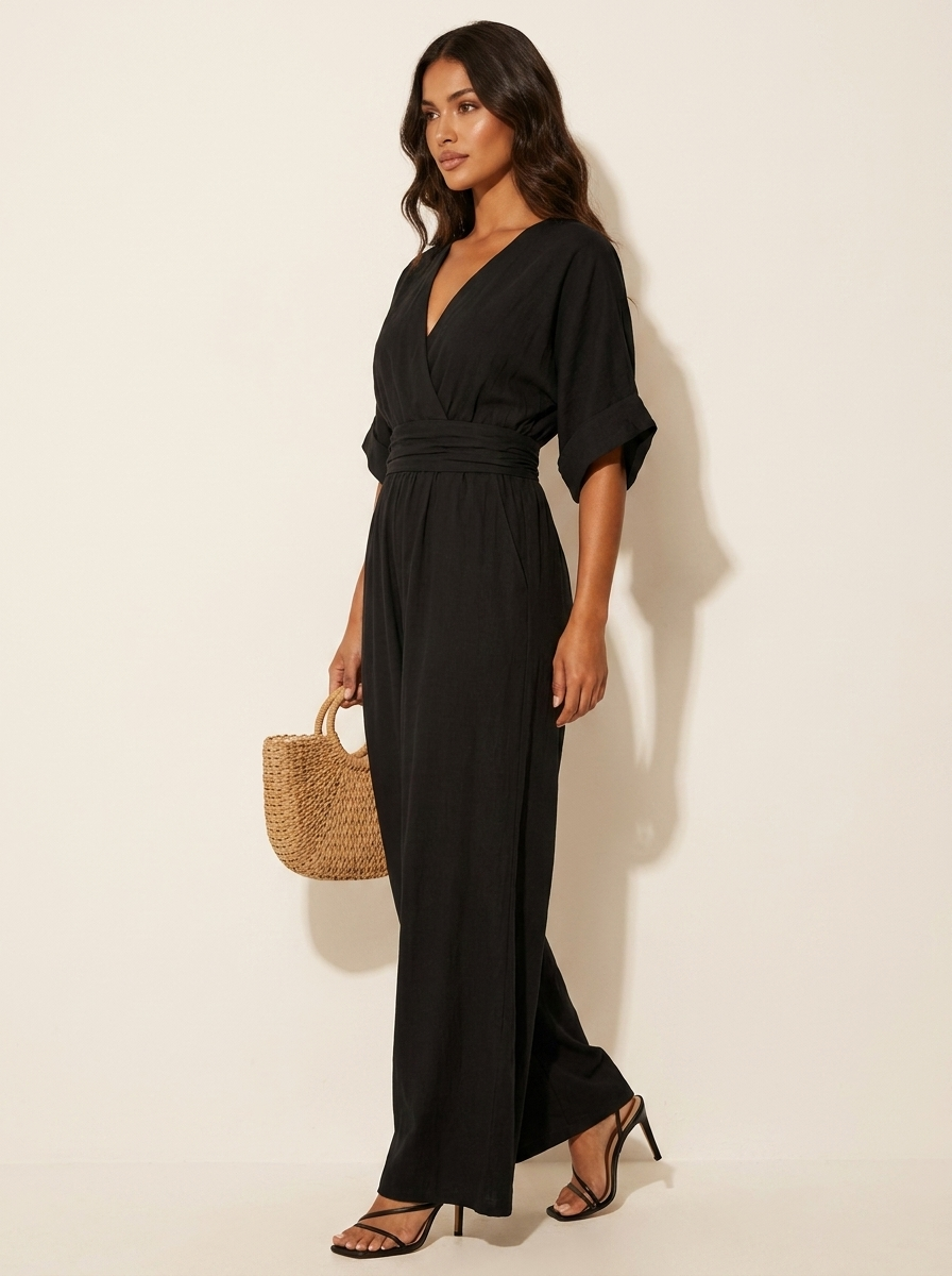 Wide-leg jumpsuit met V-hals en brede tailleband voor dames