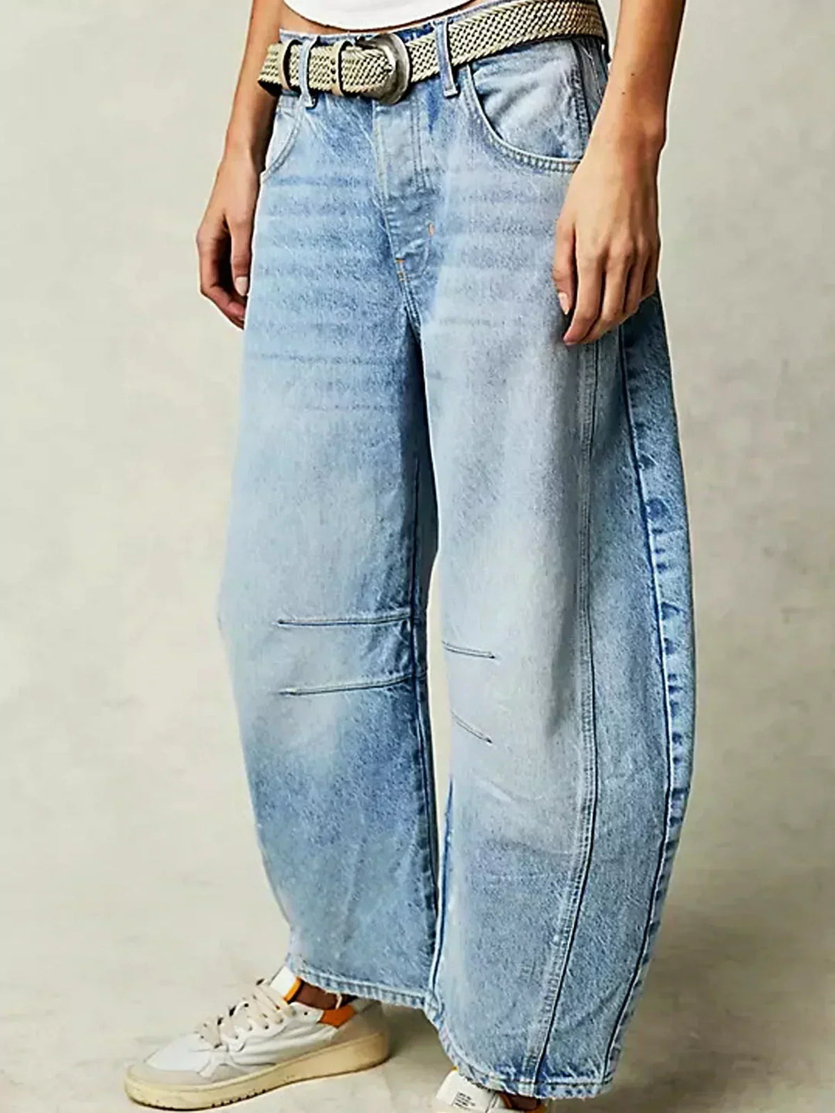 Wijde broek met luipaardprint en riemlussen voor dames in lichtblauw