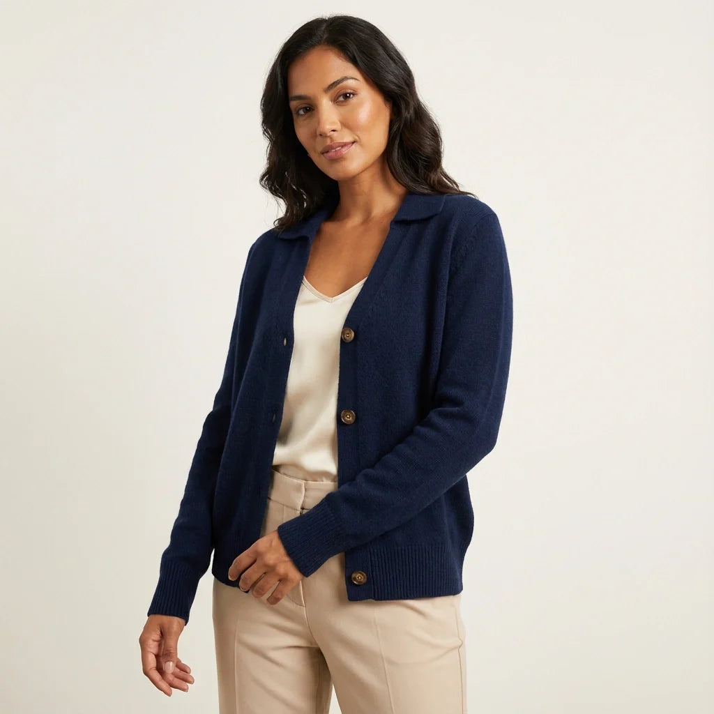Zachte gebreide cardigan met knopen en kraag voor dames in blauw