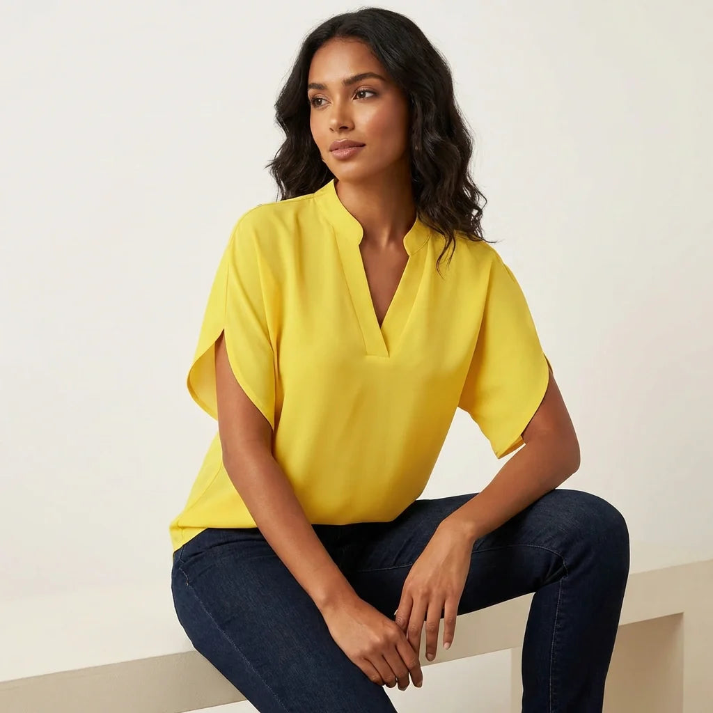 Zomerblouse met V-hals en luchtige pasvorm in geel